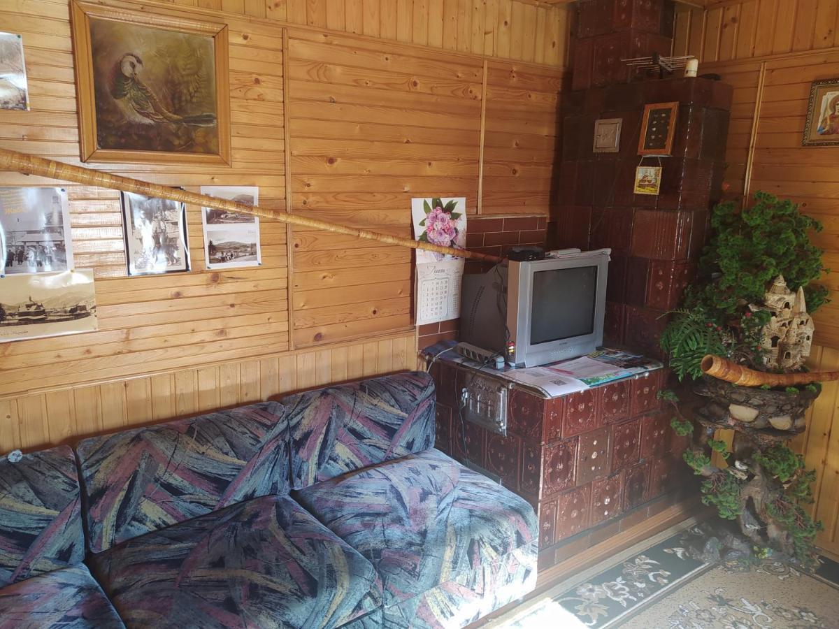 Starovitska Hata - Ethno-Cottage فيرخوفينا المظهر الخارجي الصورة