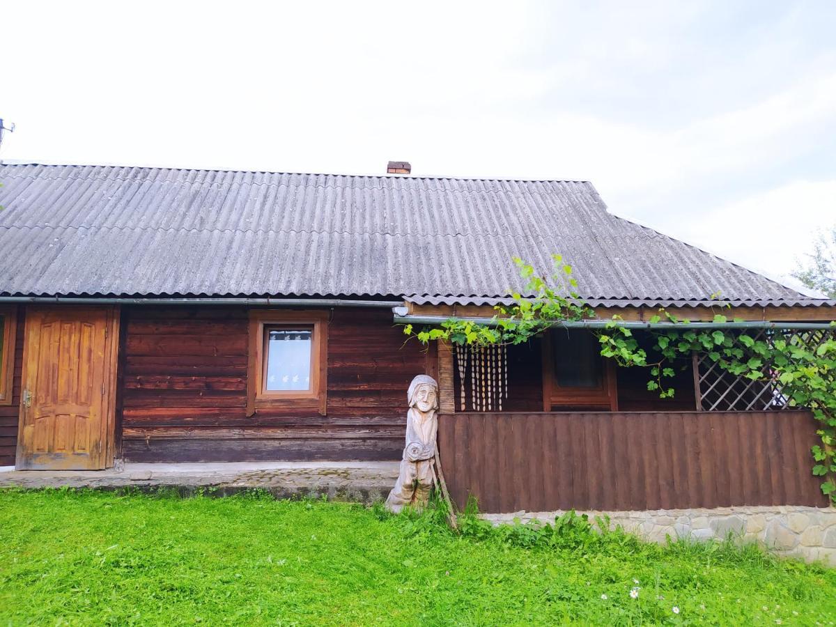 Starovitska Hata - Ethno-Cottage فيرخوفينا المظهر الخارجي الصورة